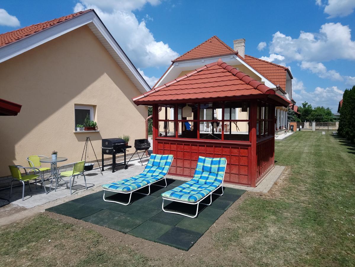 Erika Vendeghaz Hotell Bük Exteriör bild