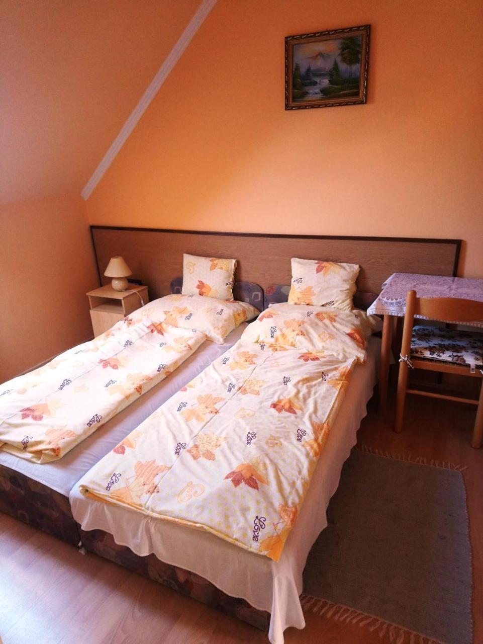 Erika Vendeghaz Hotell Bük Exteriör bild