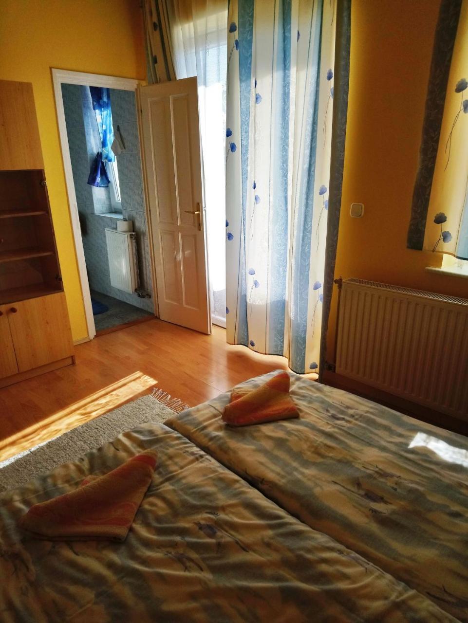 Erika Vendeghaz Hotell Bük Exteriör bild